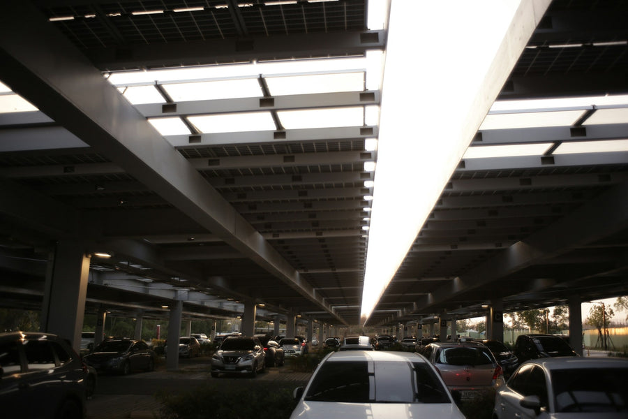 Carport solaire : fonctionnement et avantages