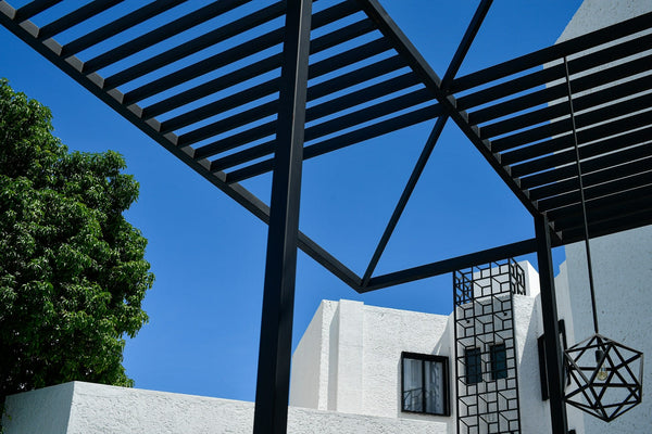 Pergola bioclimatique : quelles options choisir ?