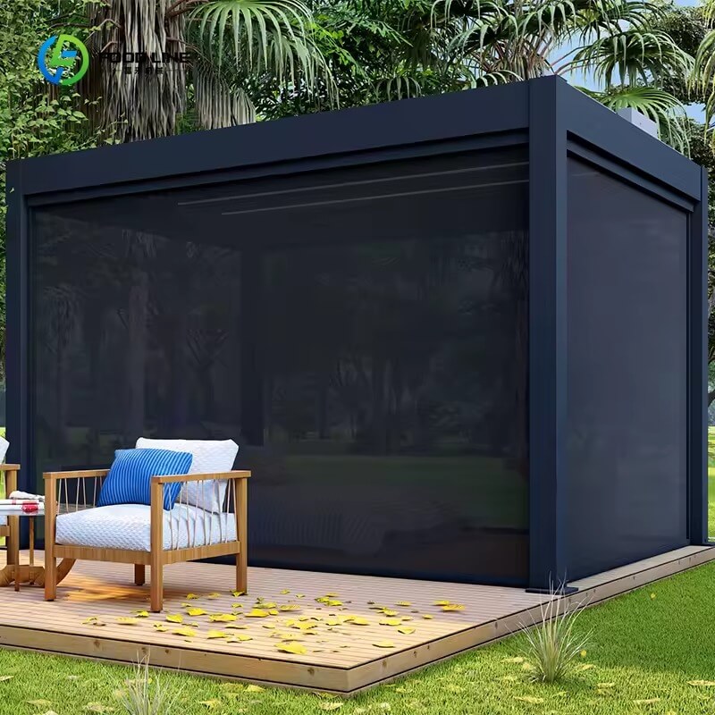 Pergola bioclimatique motorisée en aluminium avec écran latéral ZIP – Sur mesure